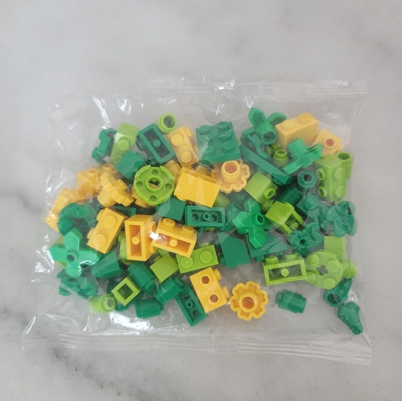 Legos - Picture 4 of 9